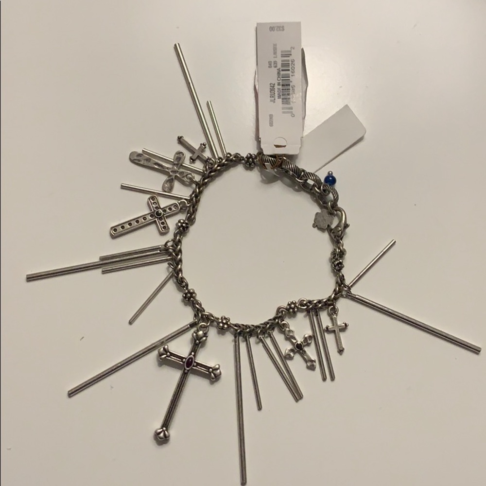 Lucky Brand Cross Charm Bracelet -NWT - Picture 2 of 5
